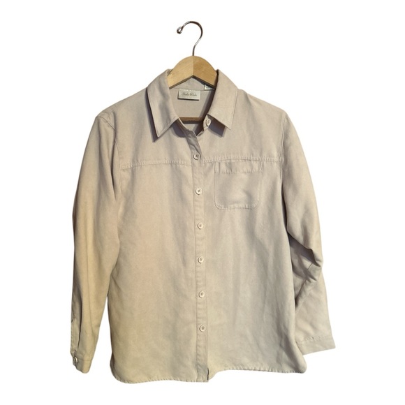 Studio Works Tops - Vintage Studio Works Beige Faux Suede Classic Button Up Women’s Size Medium